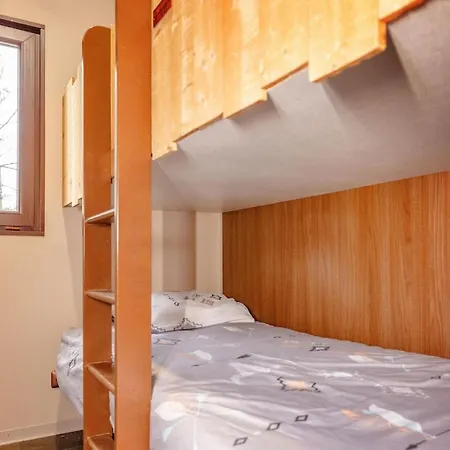 Apartment Saloon Avec Privatif Rabastens